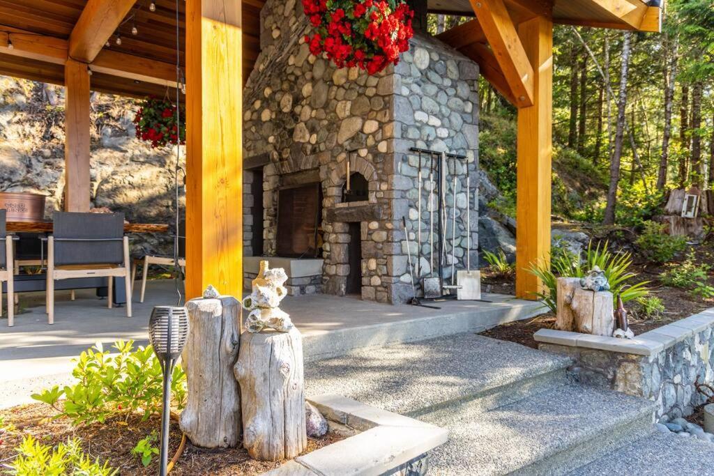 Kingfisher Manor Villa Sooke Esterno foto