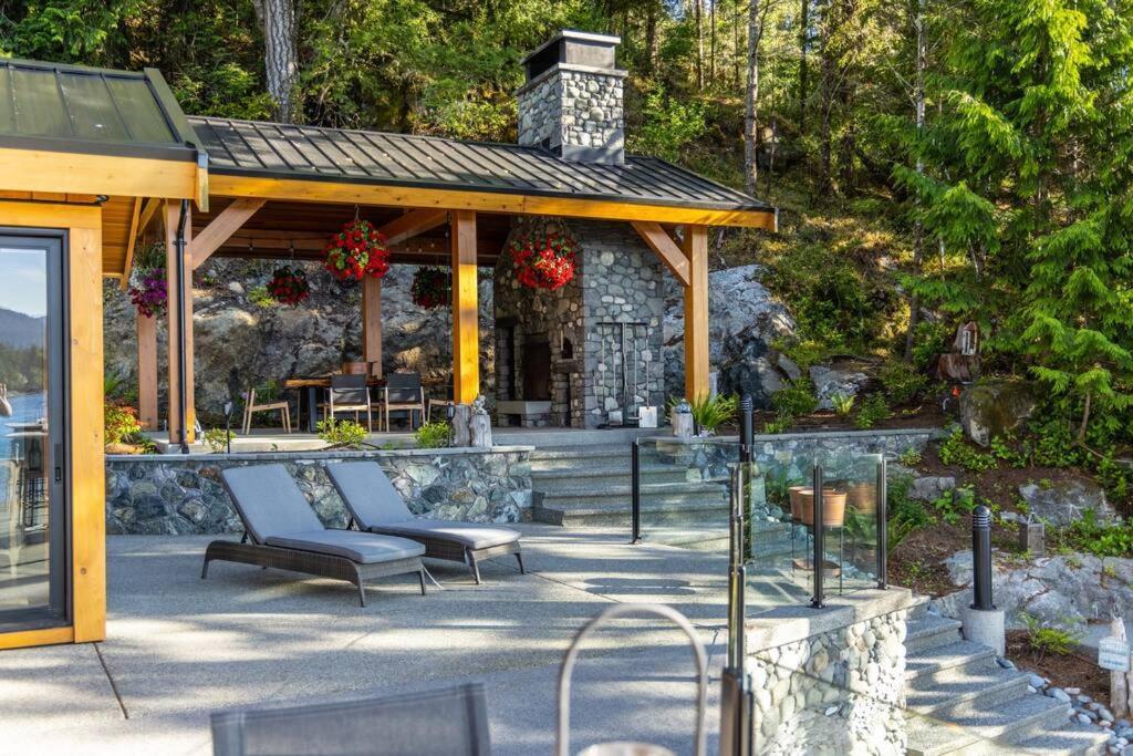 Kingfisher Manor Villa Sooke Esterno foto
