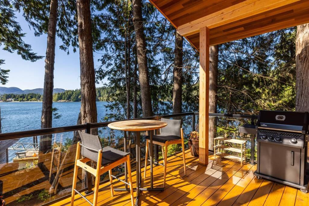 Kingfisher Manor Villa Sooke Esterno foto